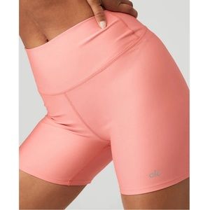 Alo Yoga 5” Airlift Shorts
